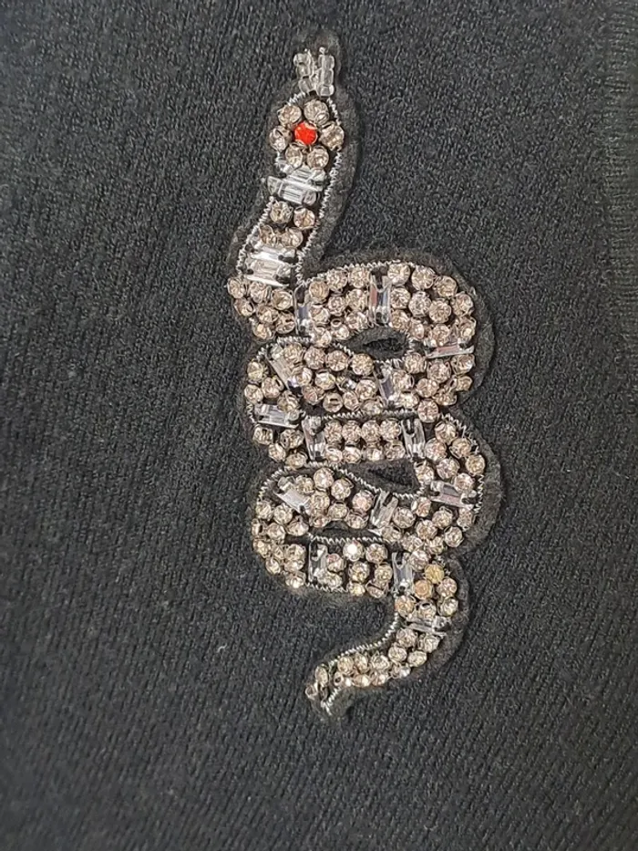 Pull noir Manches chauve-souris perle serpent - photo numéro 5