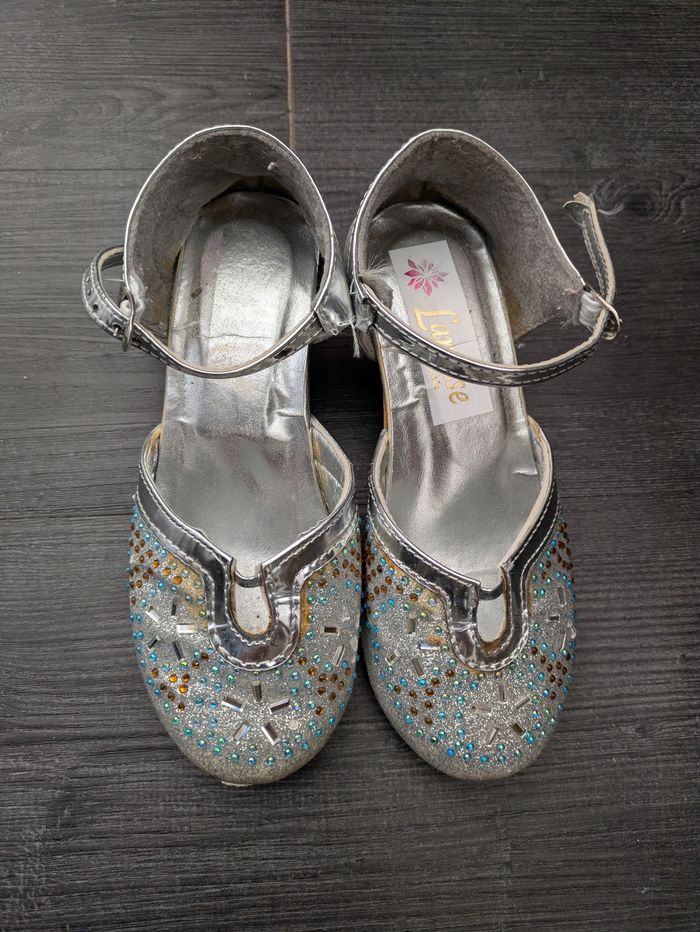 Chaussures princesse - photo numéro 2