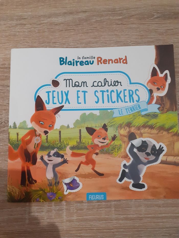 Mon cahier Jeux et Stickers la famille Blaireau Renard de Fleurus