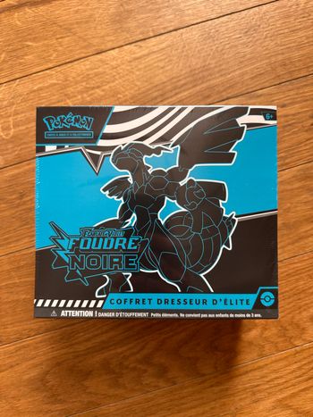 Coffret ETB Pokémon Foudre Noire 10.5