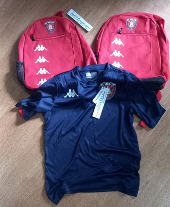 lot de 2 sac à dos et t-shirt club Melun