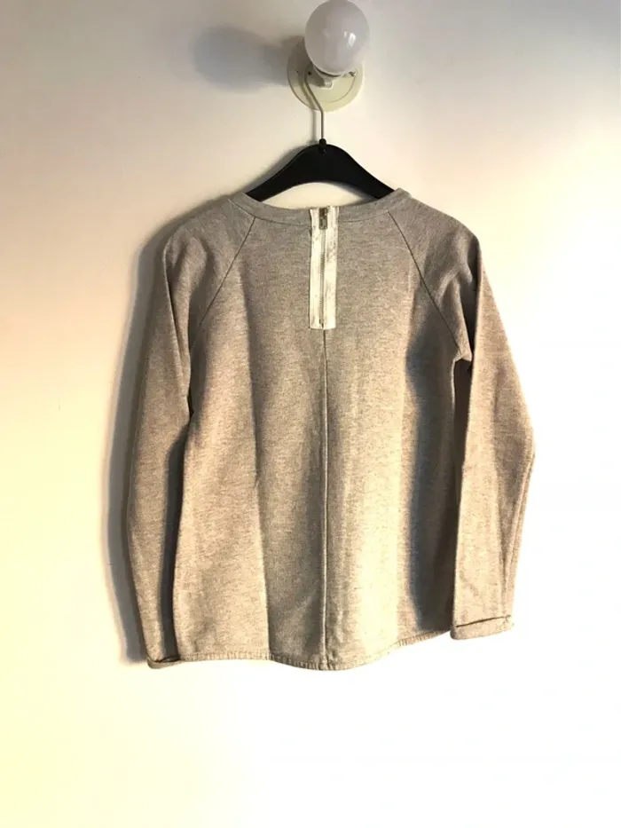 Petit haut gris à tête de lapin 8 ans - photo numéro 5