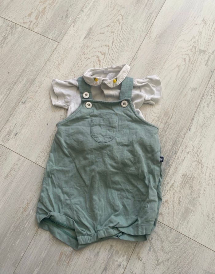 Ensemble petit bateau