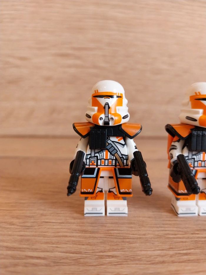 Figurines type lego 2 clones de la 212ème star wars - photo numéro 2