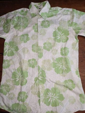 Chemise à fleurs