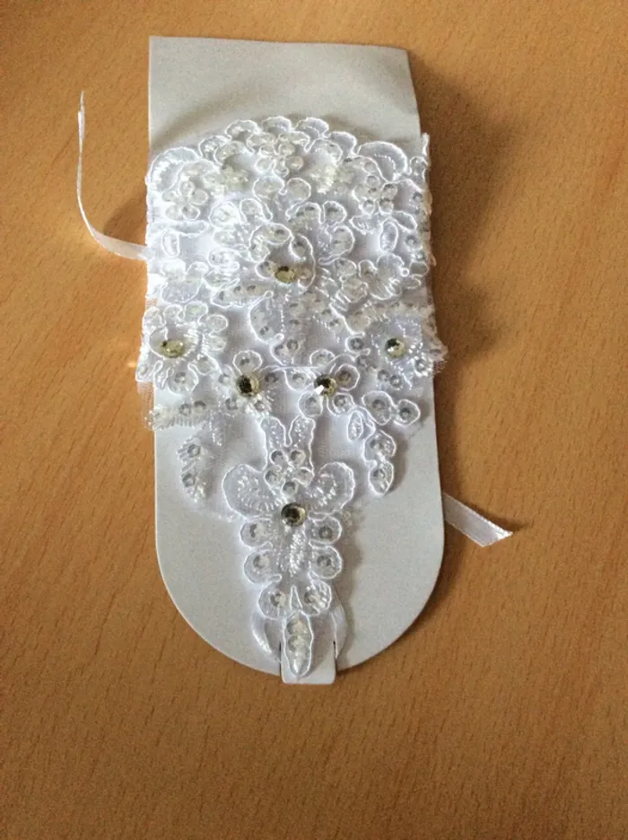 Mitaine de main à strass