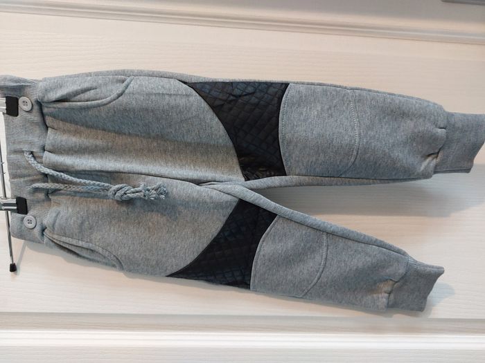 survêtement jogging gris et noir stylé 4 ans - photo numéro 2