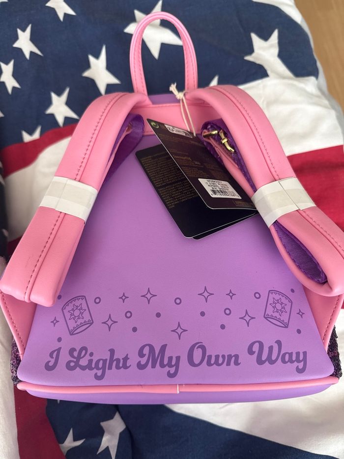 Loungefly sequin raiponce Disney - photo numéro 3