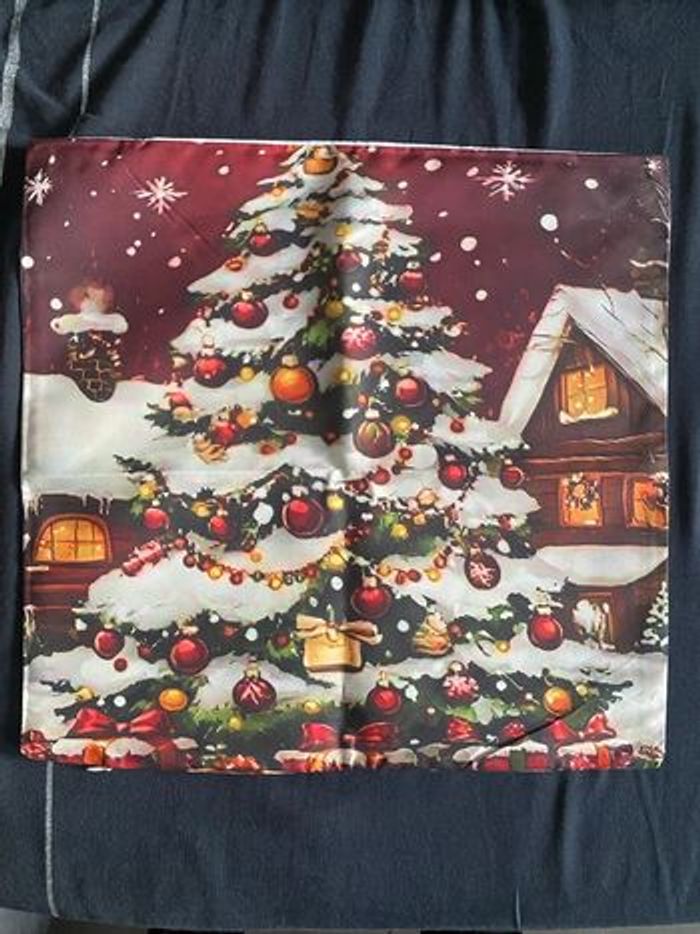 Lot de 4 taies d’oreiller (40x40cm) Noël - photo numéro 3