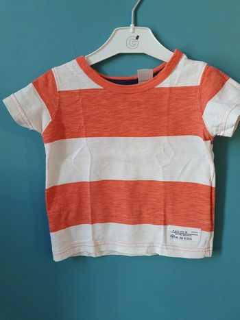 Joli T-shirt 12 mois rayé orange et blanc