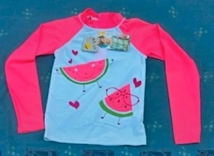 Ensemble anti-UV composé d'un Tee-shirt et d'un cycliste T10 ans - photo numéro 4