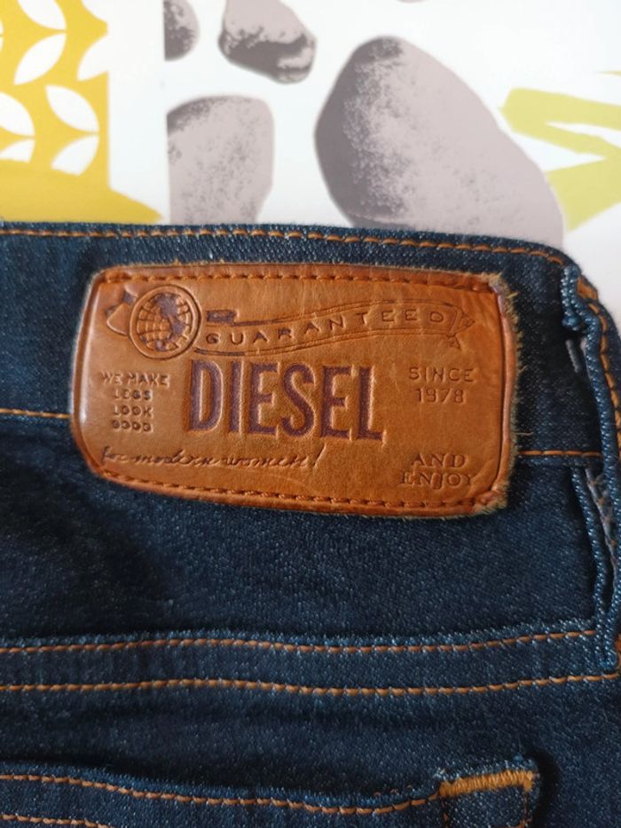Jeans Diesel taille W 25 - L 30 - photo numéro 10