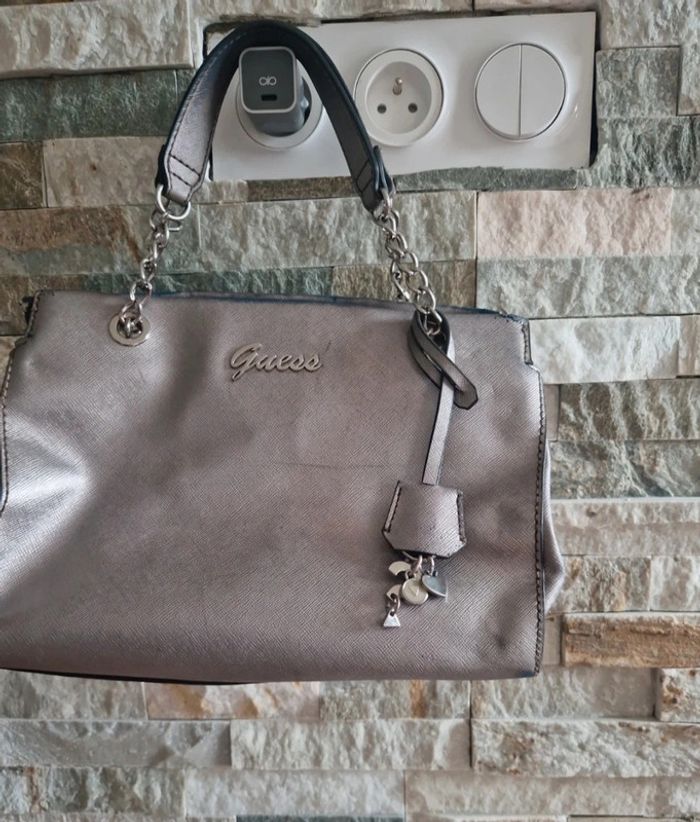 Sac à main Guess 👜 - photo numéro 3