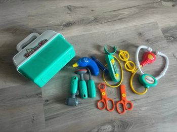 Jouets docteur