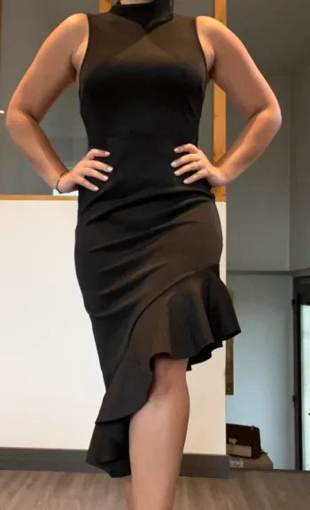 Robe longue asymétrique col roulé sexy
