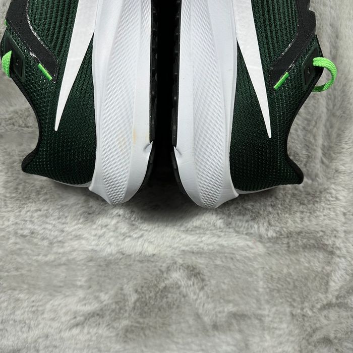 Nike Zoom Pegasus 40 « Liverpool Édition » pointure 45.5 - photo numéro 6