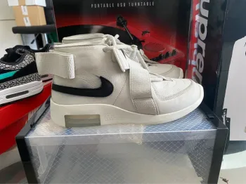 Nike air Fear Of God raid light bone