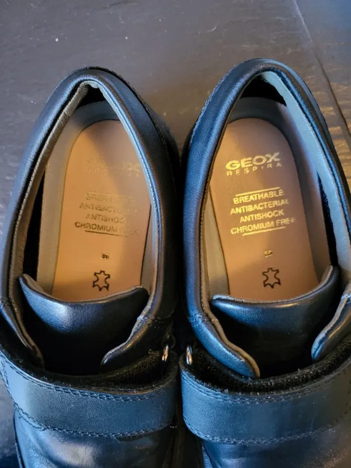 Chaussures geox shaylax noir taille 35 très bon état - photo numéro 4
