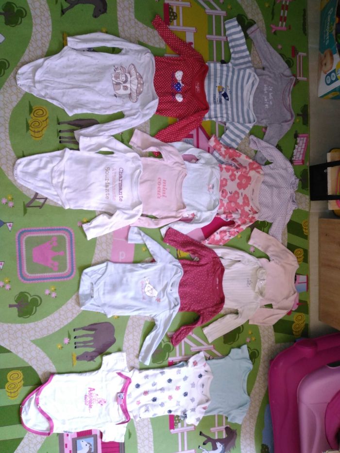 Lot de 51 vêtements fille 9 mois - photo numéro 4