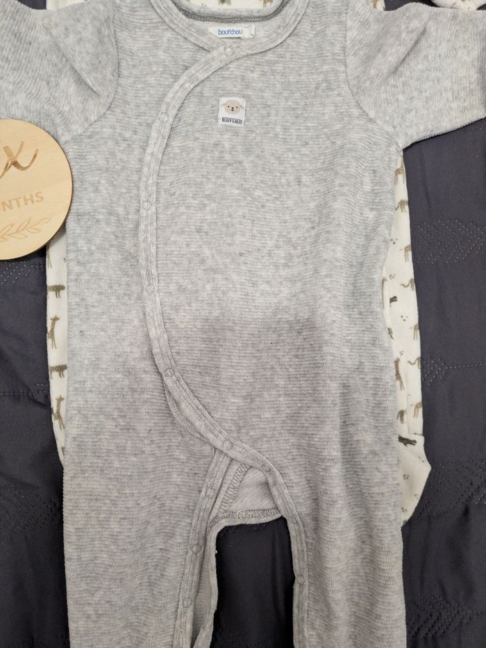 Lot de 2 pyjamas bout'chou 6 mois - photo numéro 2