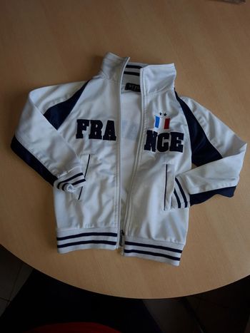 Haut de survêtement 6 ans