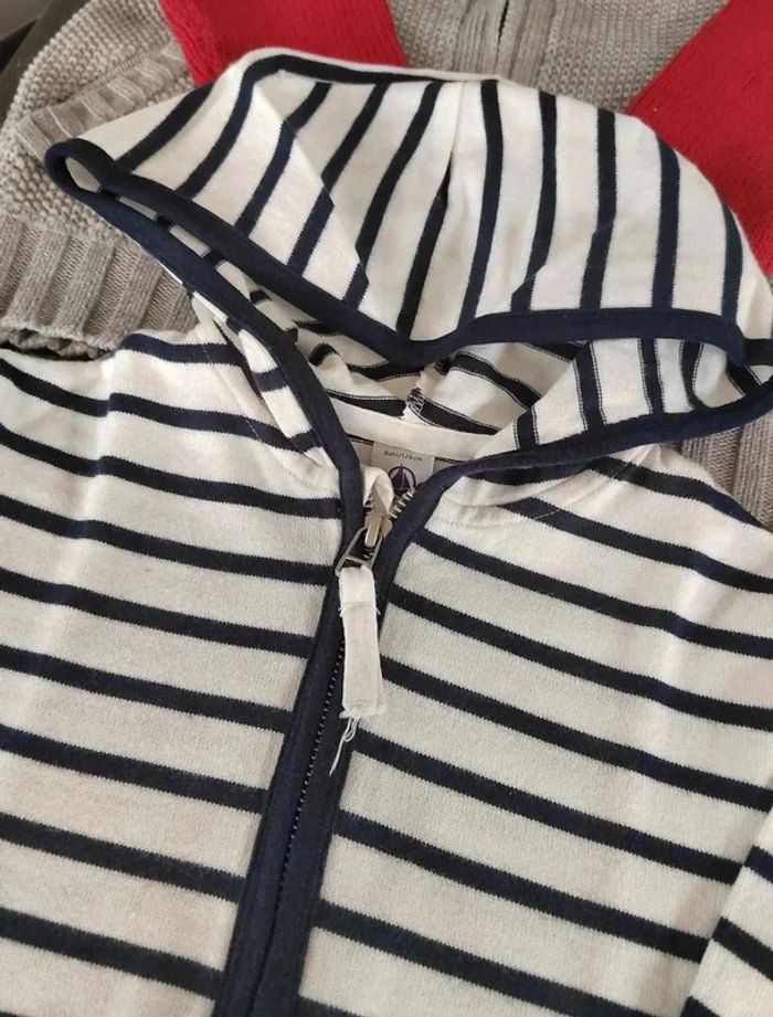 60 € Lot de vêtements garçon 8 ans - photo numéro 8