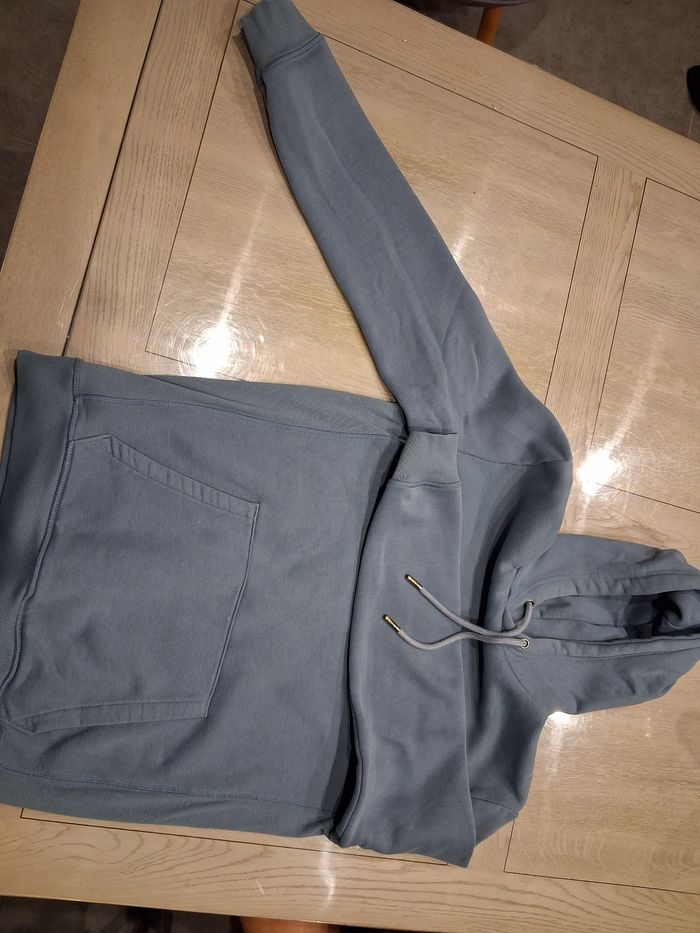 Pull avec capuche