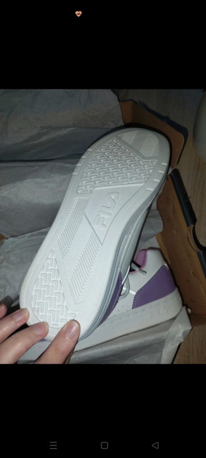 Baskets fila neuves - photo numéro 4