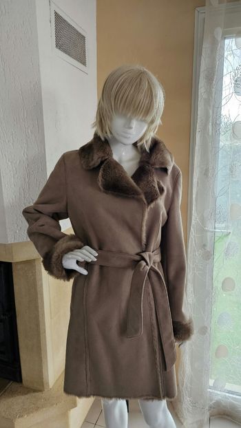 Manteau imitation peau Caroll taille 44