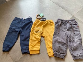 Lot 3 jogging 18 mois