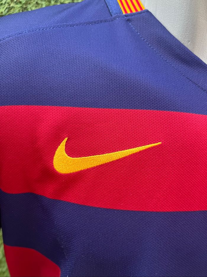 Maillot iniesta Barcelone - photo numéro 7