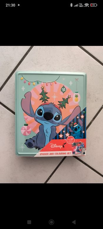 Boîte autocollants coloriage Stitch