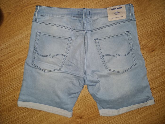 Short en jean jack&jones taille M - photo numéro 4