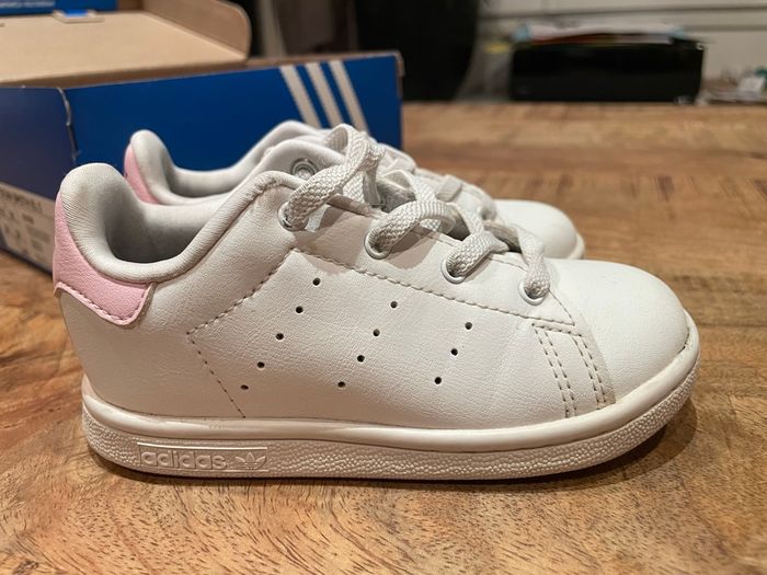 Stan smith rose 24 - photo numéro 3