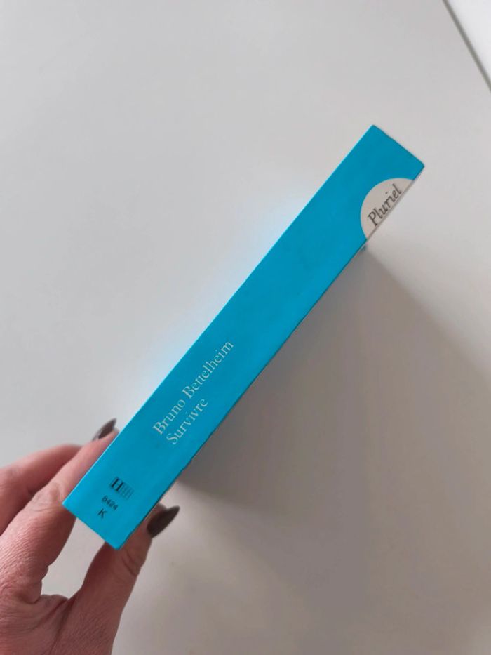 Livre survivre - photo numéro 2