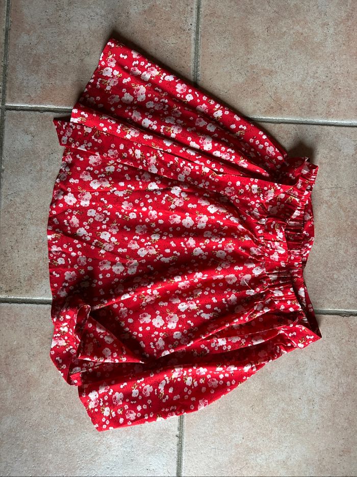 Jupe courte rouge fleurs roses Shein Taille 38
