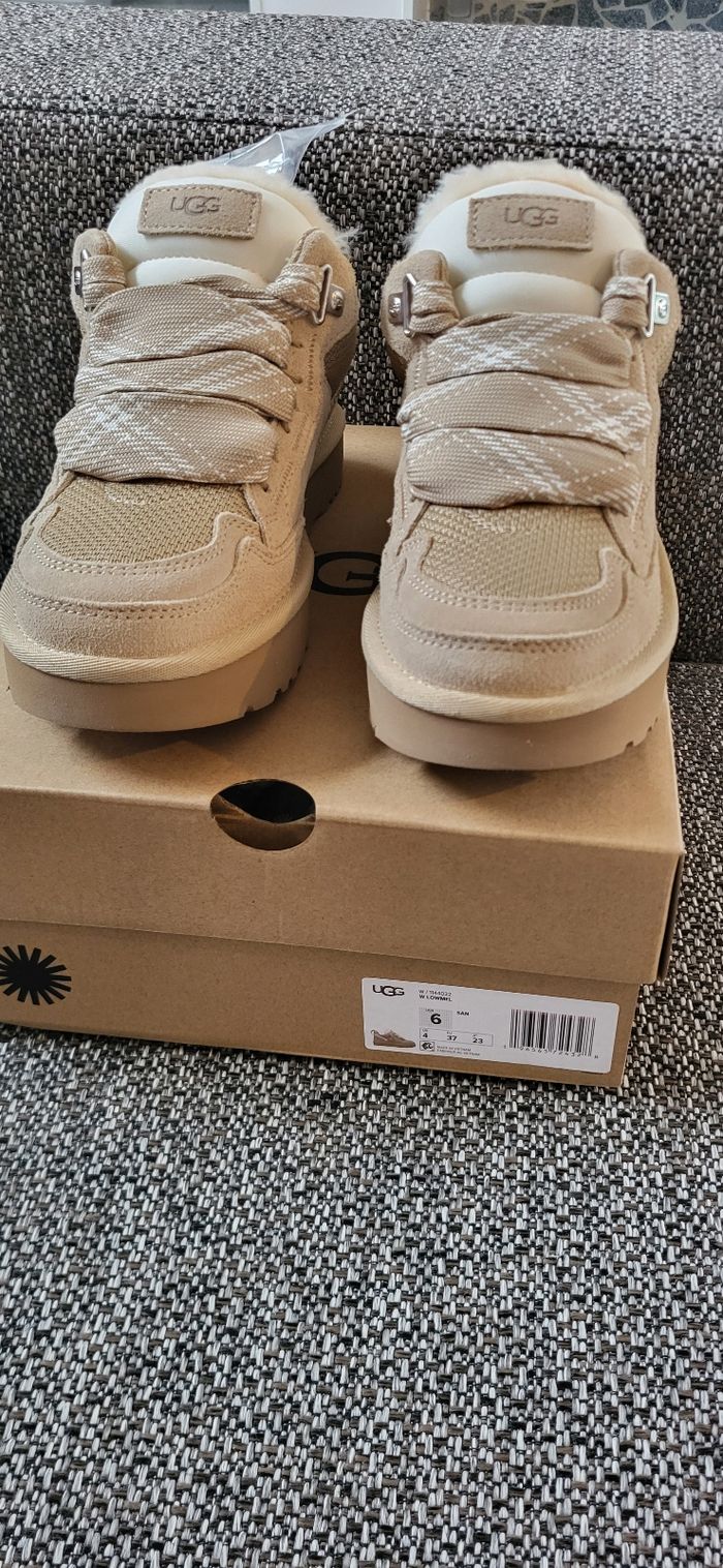 UGG Lowmel Sand - Taille 37 - photo numéro 3