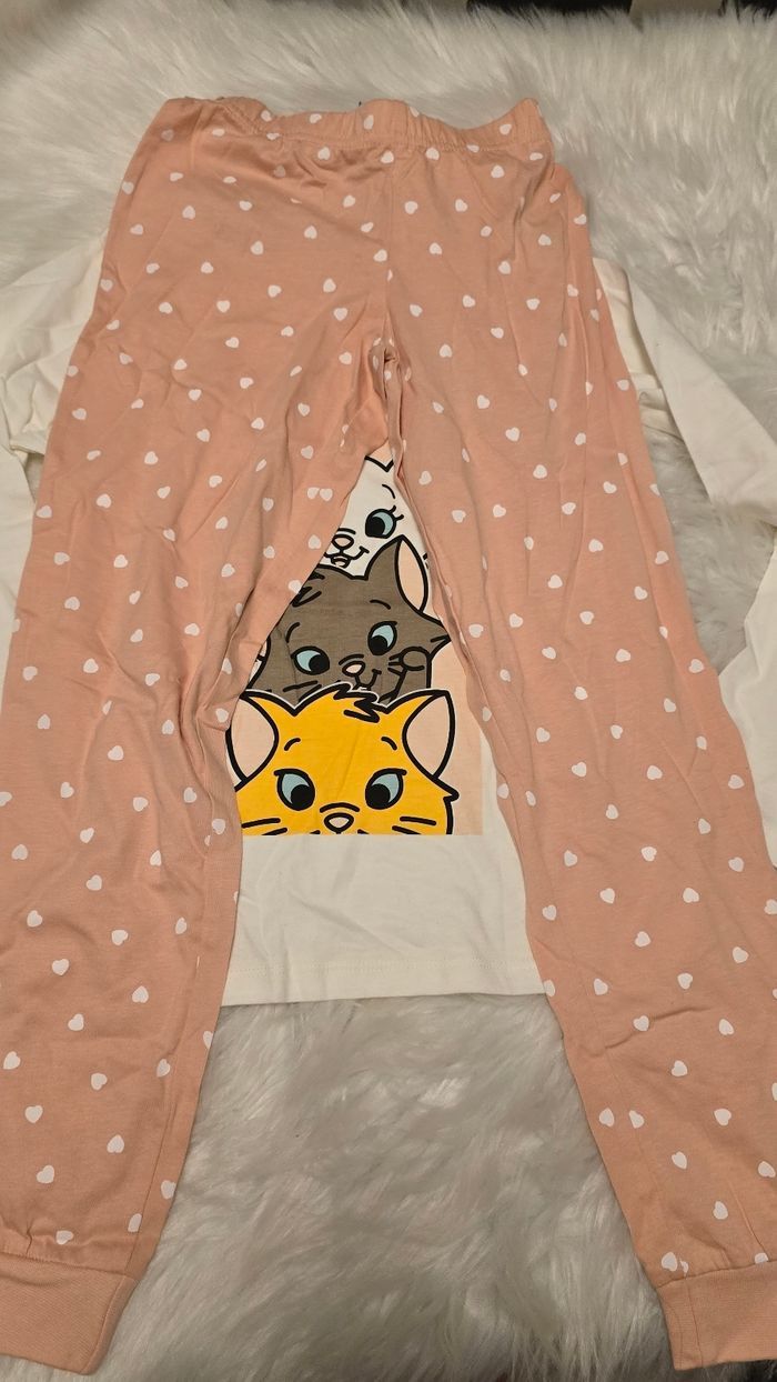 Neuf ( non porté)🏷🤩 pyjama 8 ans fille🩷😍 - photo numéro 3
