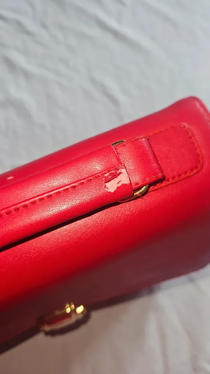 Sac rouge vintage rétro pratique- petit prix - photo numéro 5