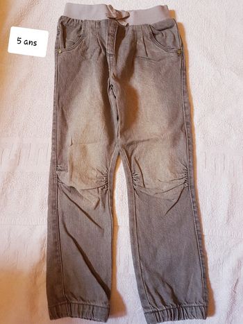 Pantalon kiabi 5 ans