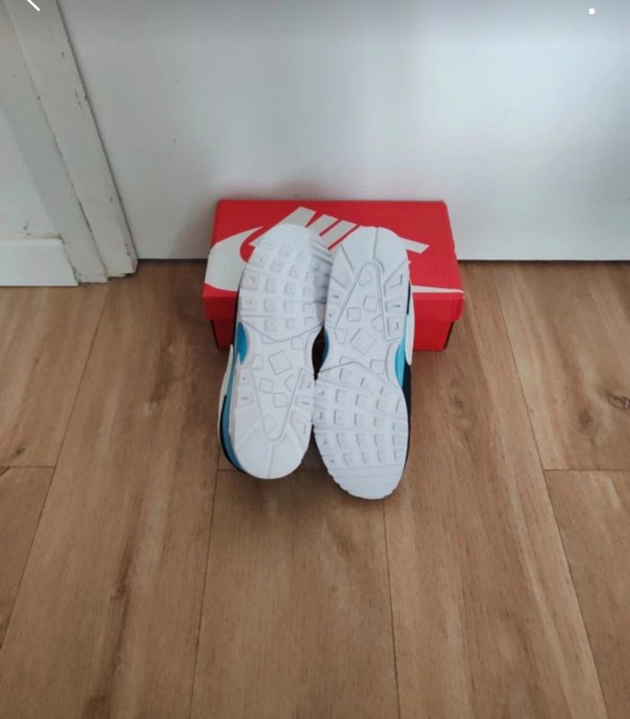 Basket air max taille 40 et42 prix 55€ - photo numéro 3