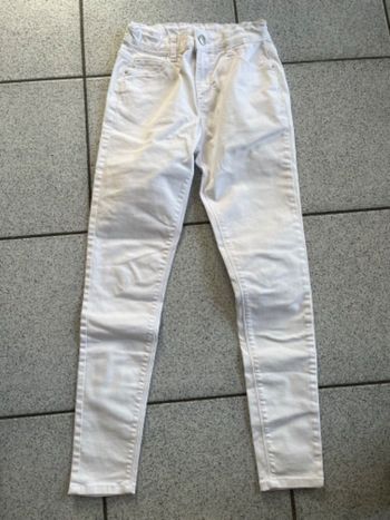 Pantalon blanc réglage