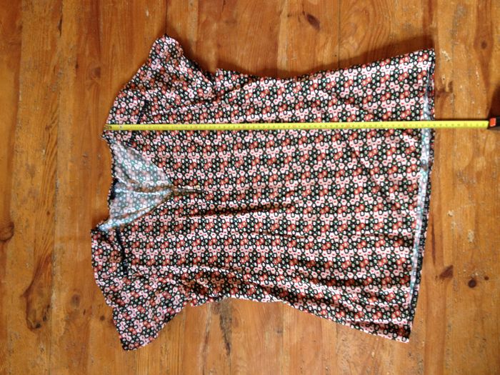 T shirt motifs fantaisie multicolores ✧ blouse manches courtes ✧ taille L ✧ Riu Paris ✧ look féminin - photo numéro 4