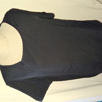 haut blouse noire plumetis