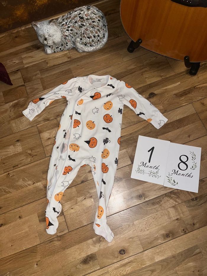 Joli pyjama Halloween très bon état primark 18-24mois 86cm