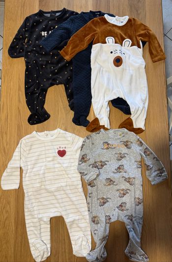 Pyjamas hivers bébé