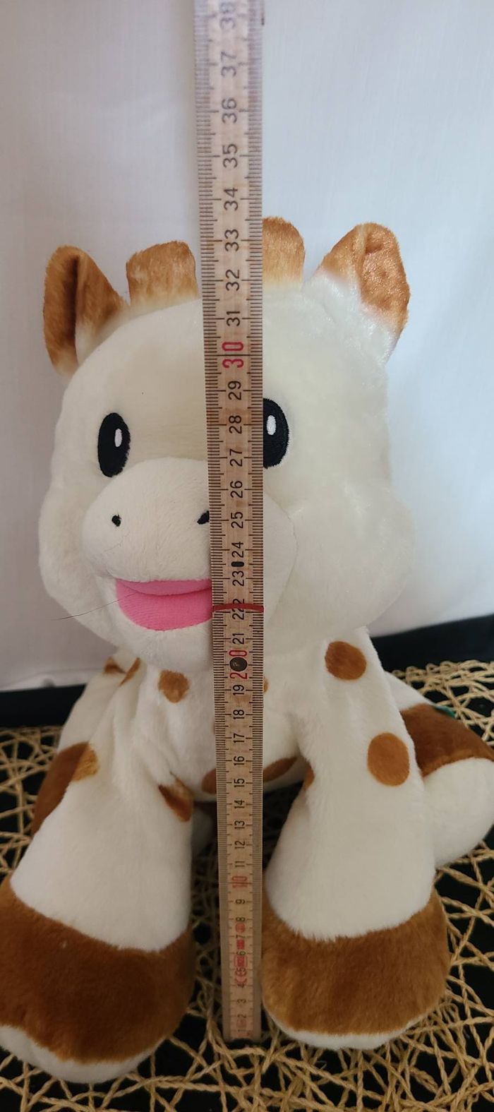 PELUCHE MAXI SOPHIE 35 CM - SOPHIE LA GIRAFE - photo numéro 2