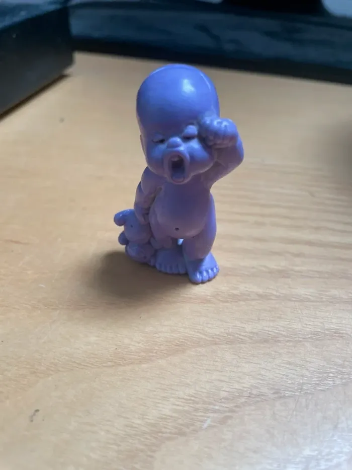 Figurine Vintage Babies Numero 38 Violet 1990)