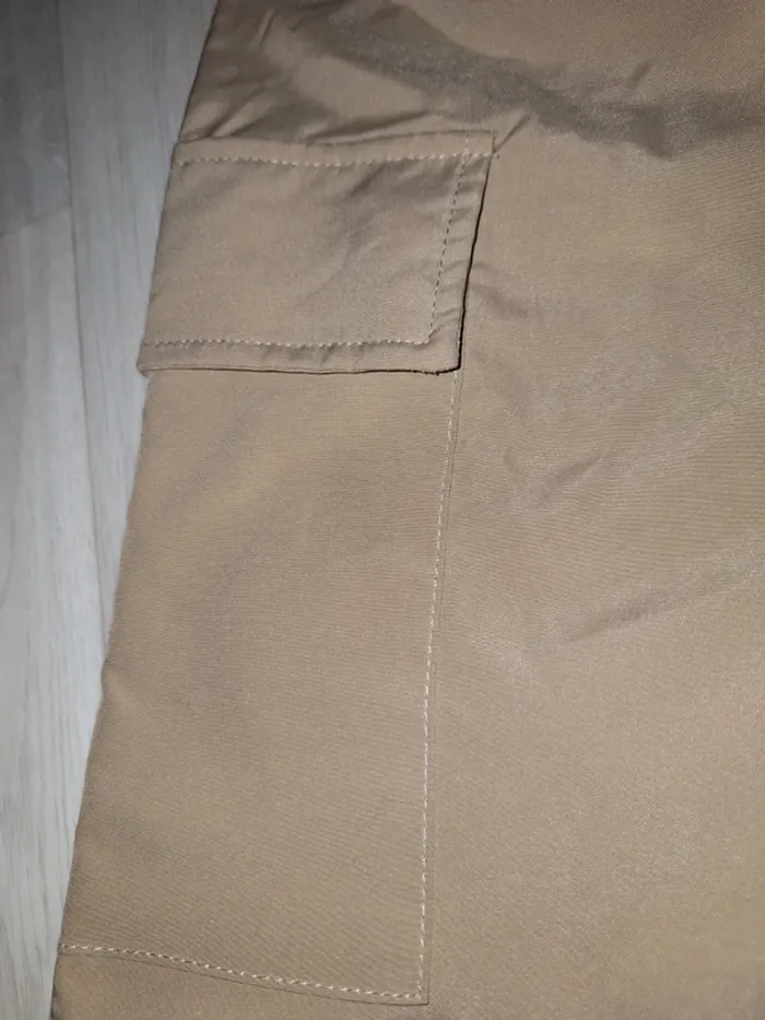 Cargo beige - photo numéro 3