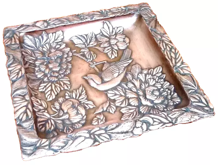 Art Nouveau Vide poche / Baguier Décor floral printanier hirondelle / fleurs Régule cuivré